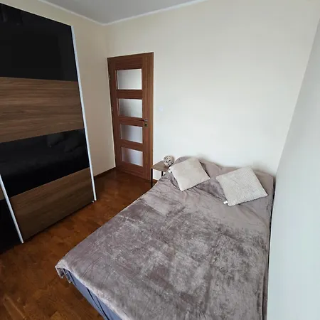 Silent Apartment *